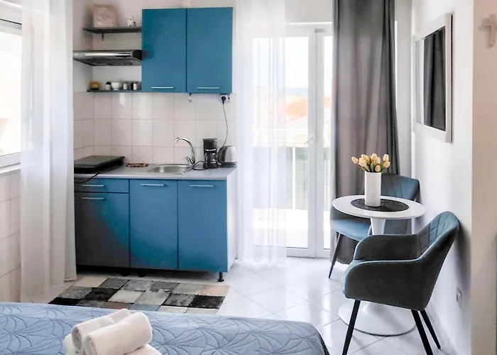 Apartman Awesome In Hvar With Swimming Pool Hvar Town